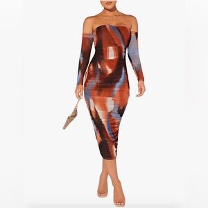 Nwot rouched bodycon midi dress